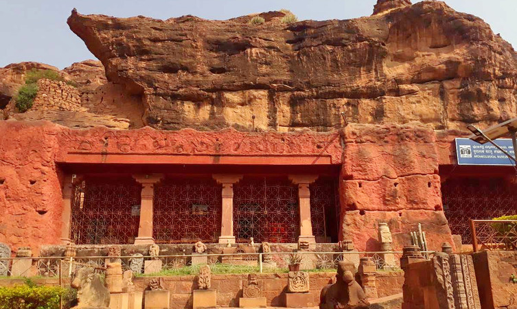 archaeological-museum-badami-img
